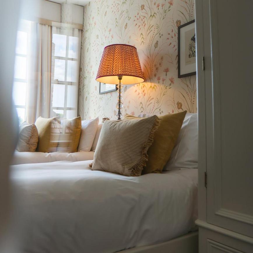 Hotel The Swan At Tarporley Exterior foto
